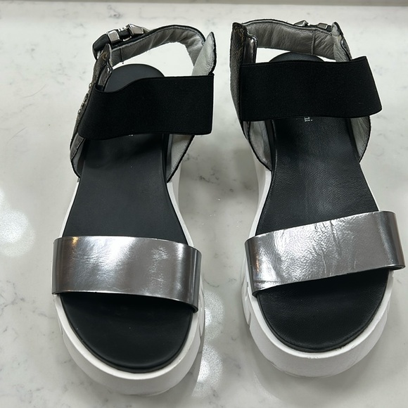 NERO GIARDINI platform sandal Italian made size 38 or US 8 - Picture 2 of 12